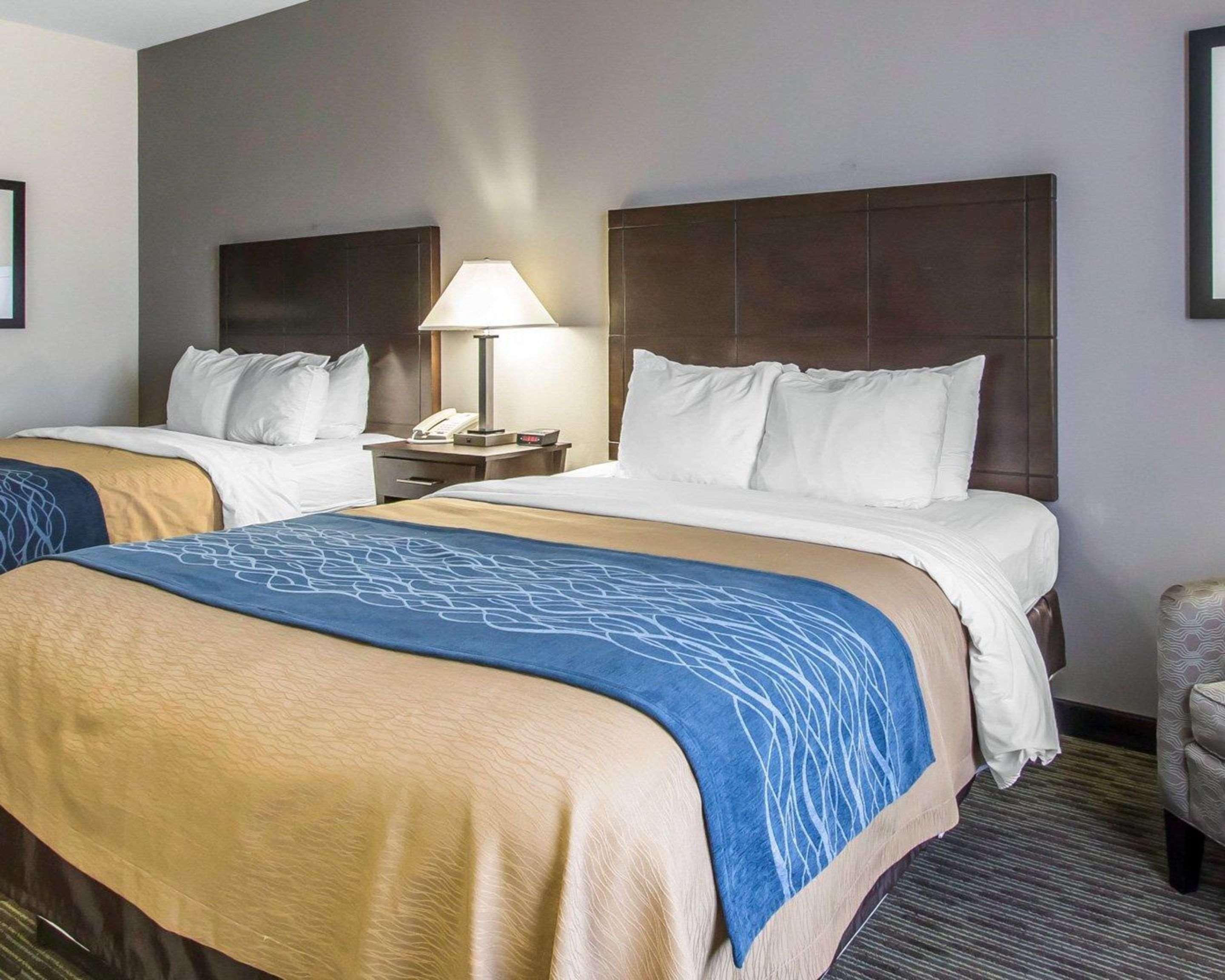 Comfort Inn & Suites Oklahoma City West - I-40 Exteriör bild
