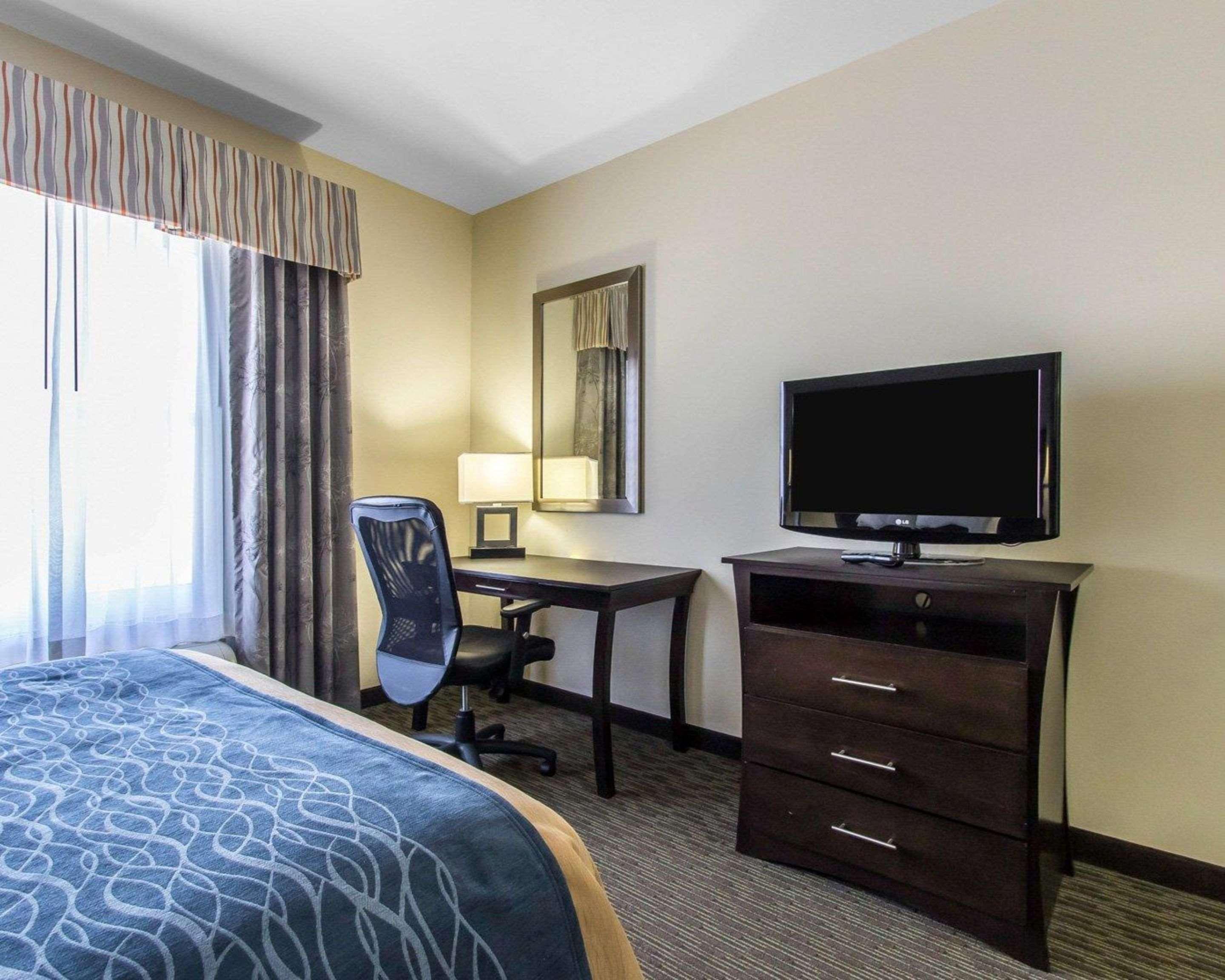 Comfort Inn & Suites Oklahoma City West - I-40 Exteriör bild