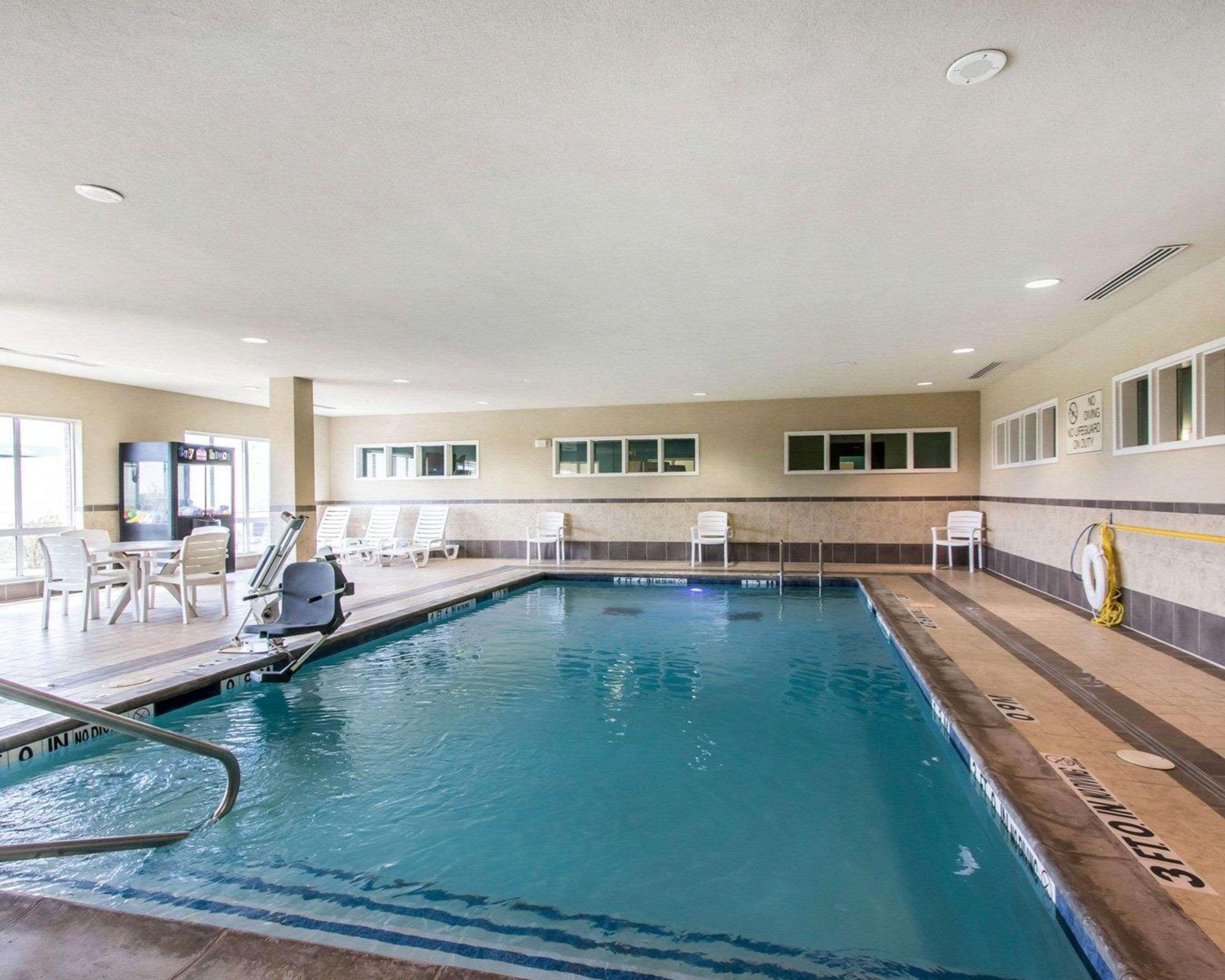 Comfort Inn & Suites Oklahoma City West - I-40 Exteriör bild
