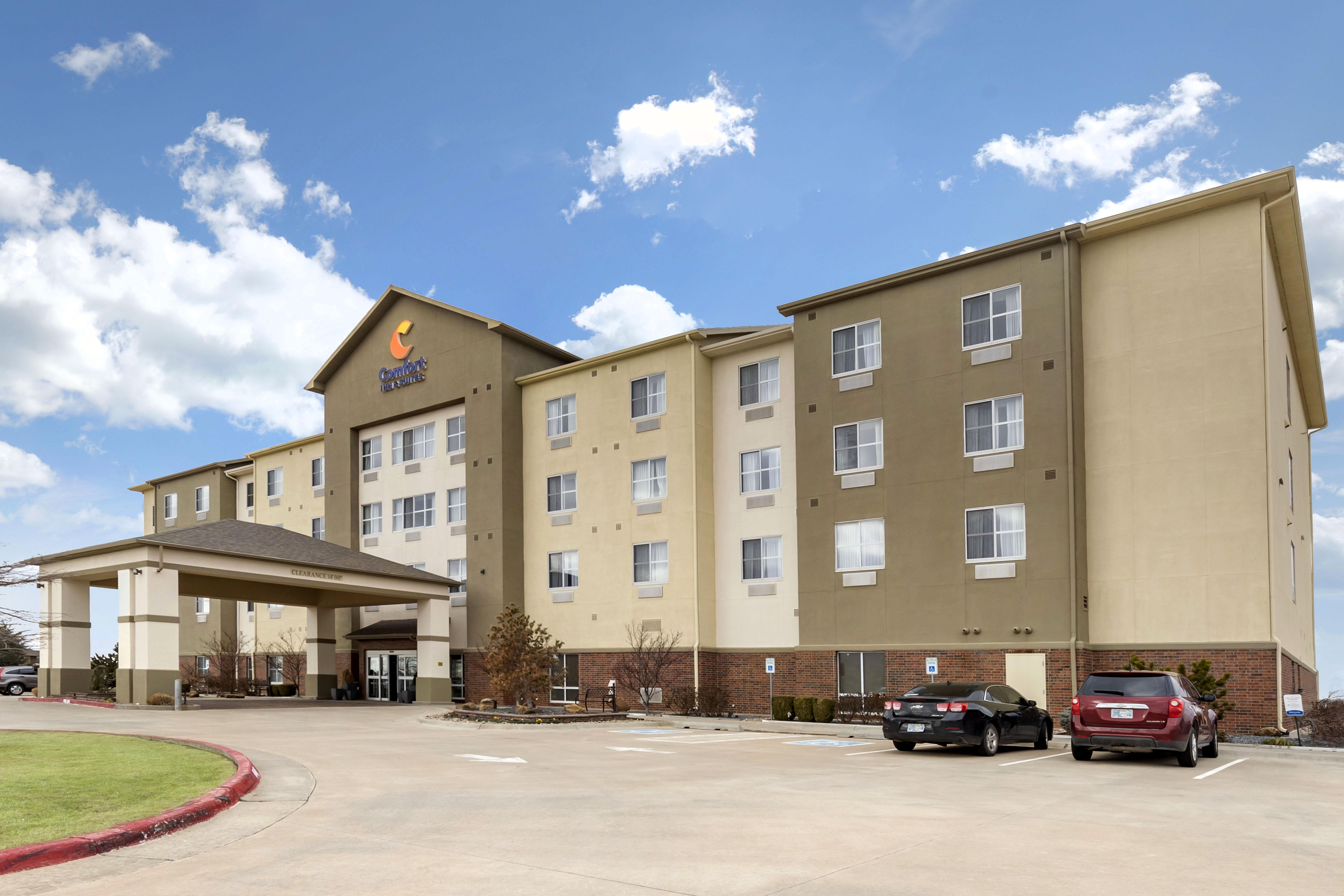 Comfort Inn & Suites Oklahoma City West - I-40 Exteriör bild