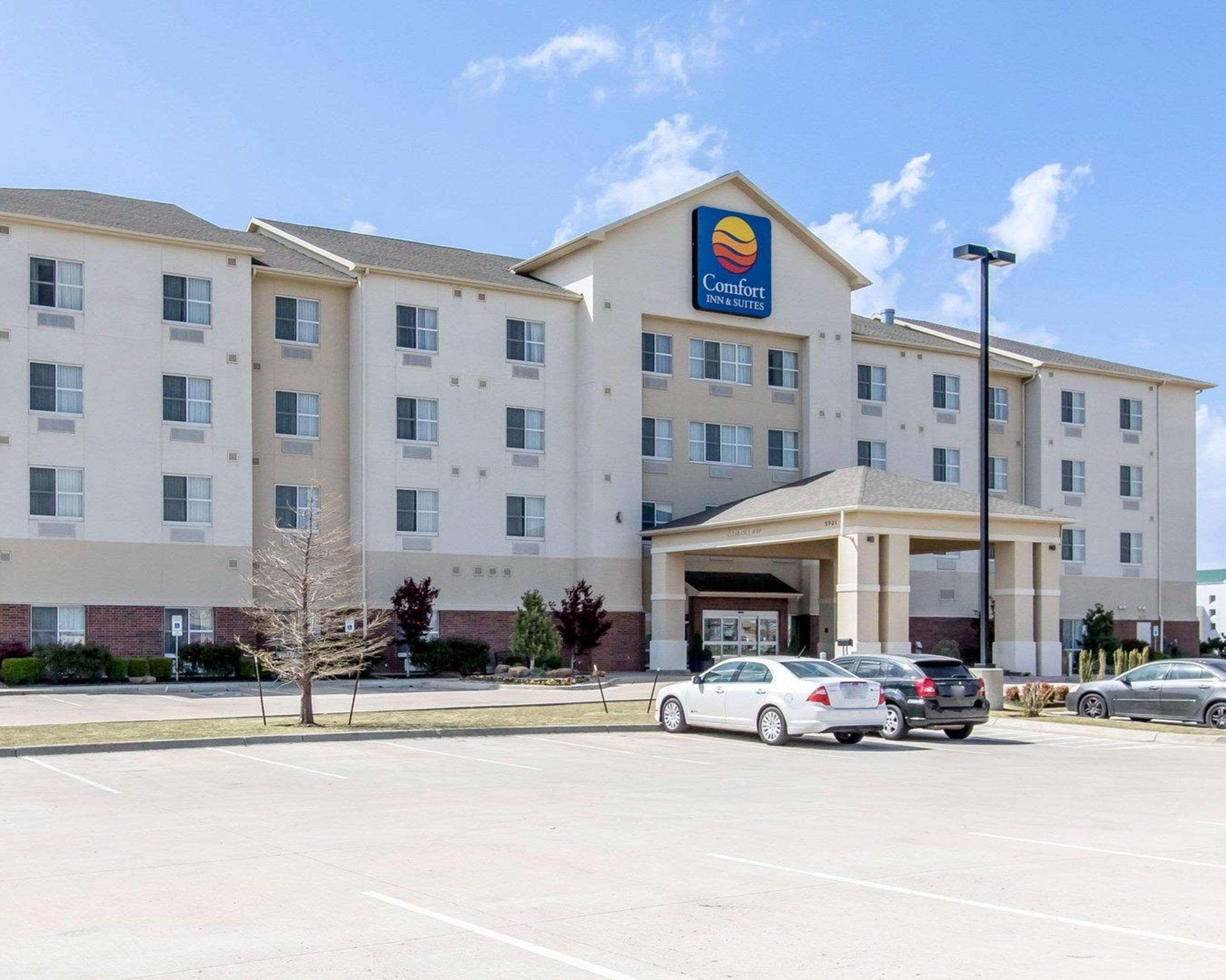Comfort Inn & Suites Oklahoma City West - I-40 Exteriör bild